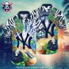 New York Yankees Goofy Tropical Leaves Hawaiian Shirt